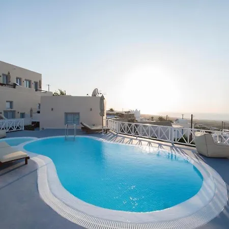 Red Stone Guest house Oia (Santorini)