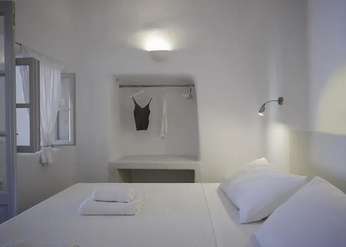 Red Stone Guest house *