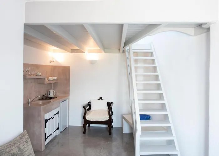 Red Stone Guest house *